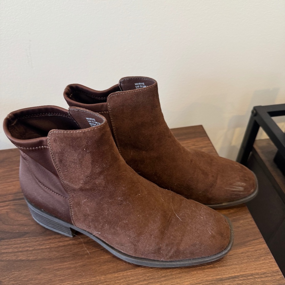 Brown justfab boots